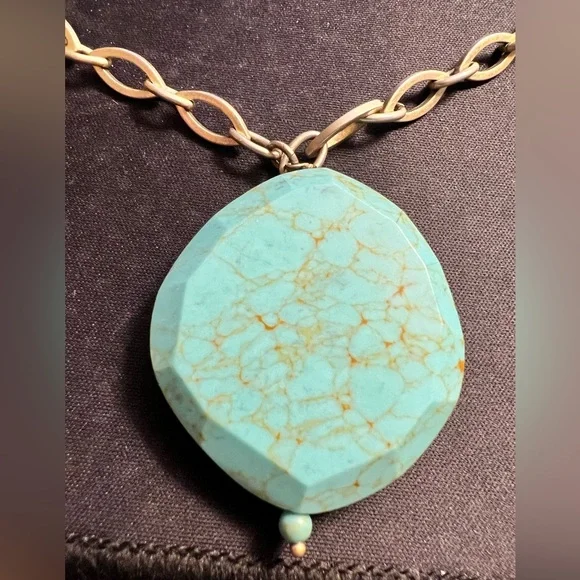 Gold Chain Necklace with Turquoise Pendant - Picture 3 of 5